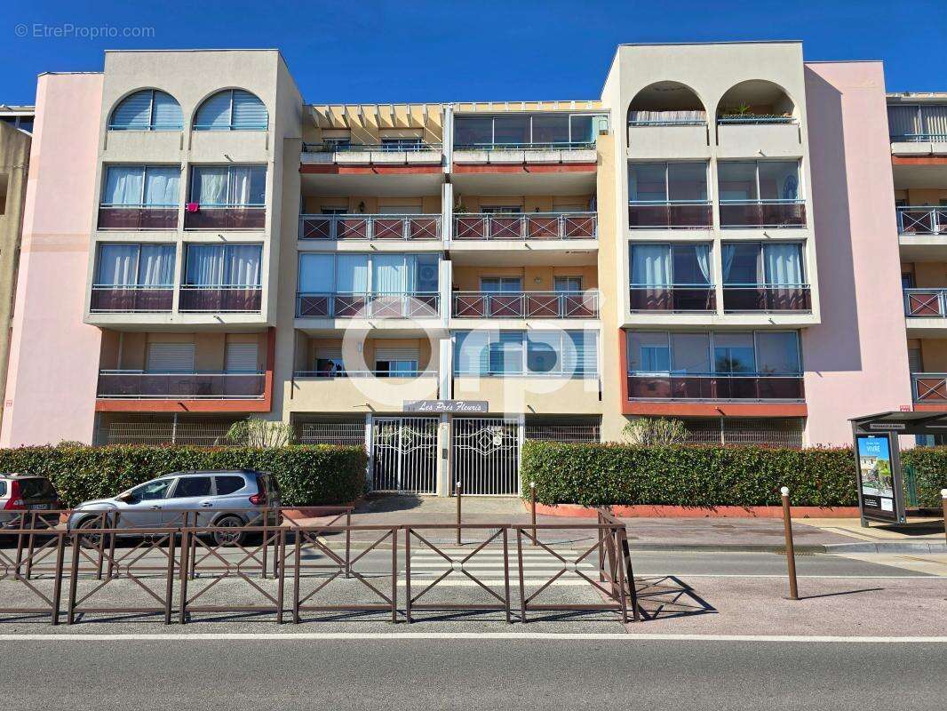 Appartement à MANDELIEU-LA-NAPOULE