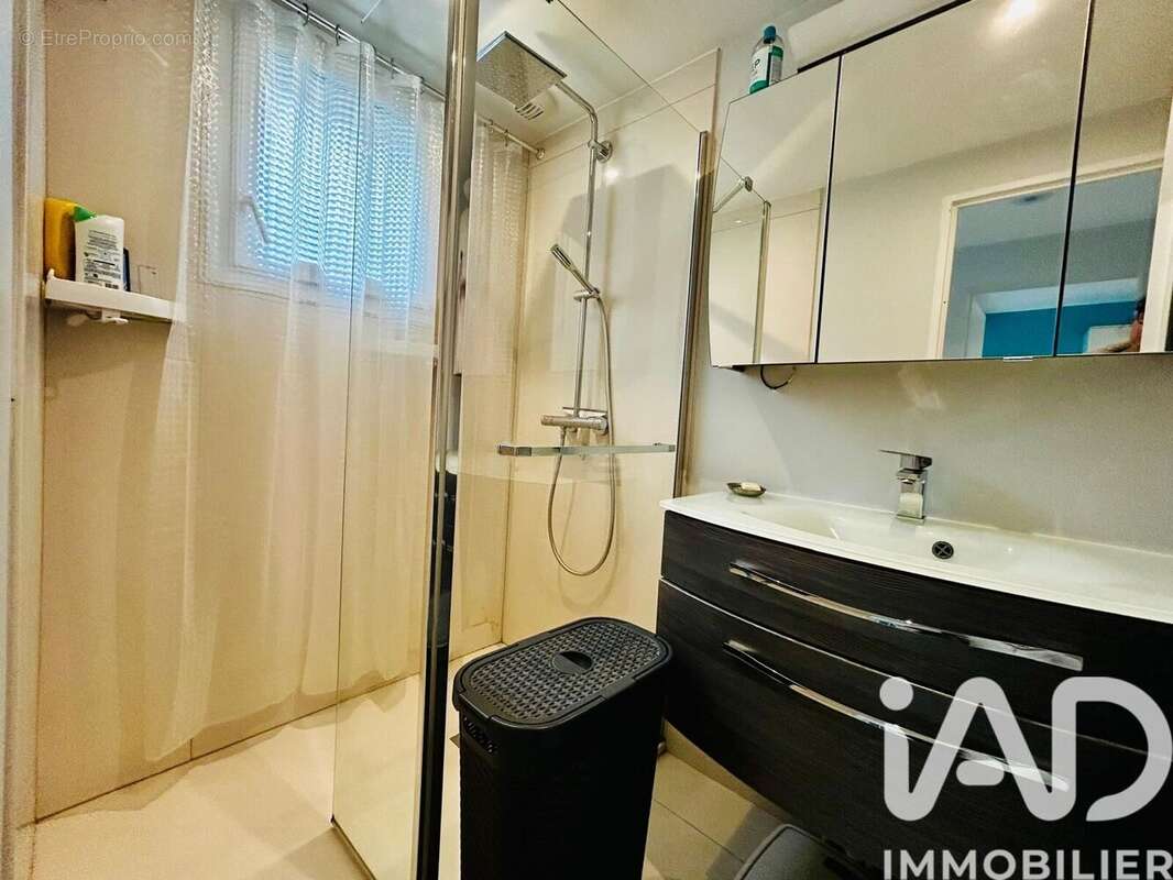 Photo 8 - Maison à BURES-SUR-YVETTE