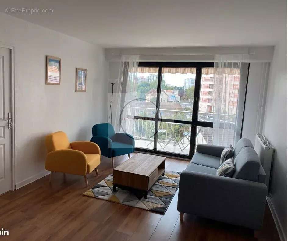 Appartement 86 m² à Melun  - photo 2