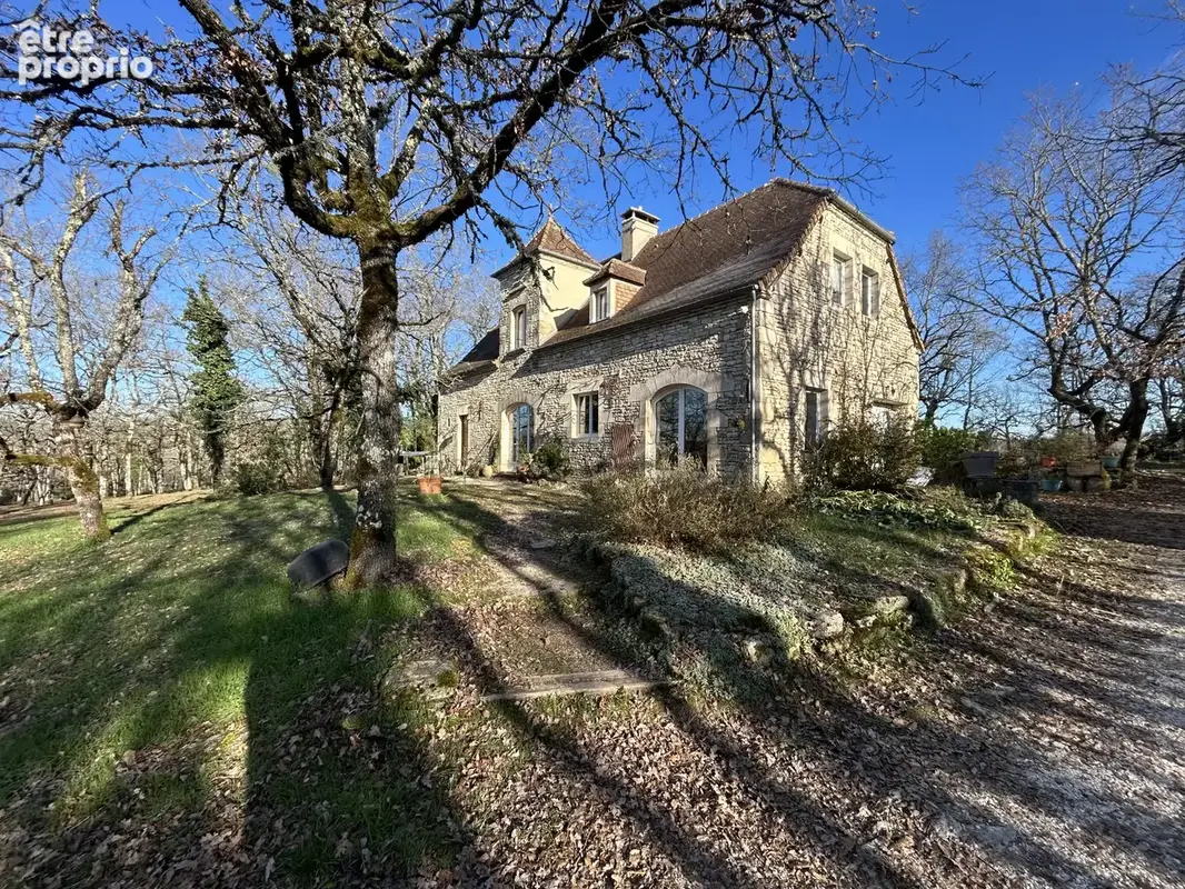 Gignac 46   propriété en pierre  de 6 pieces avec hangar usr 1.hectare - photo 2
