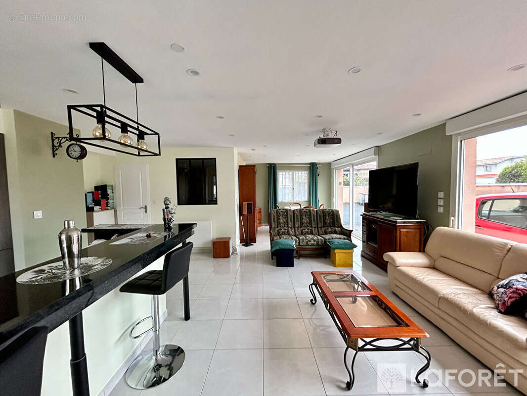 Maison à GUJAN-MESTRAS