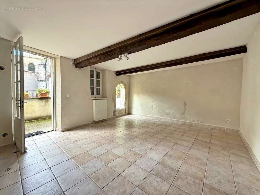 Appartement à ARLES