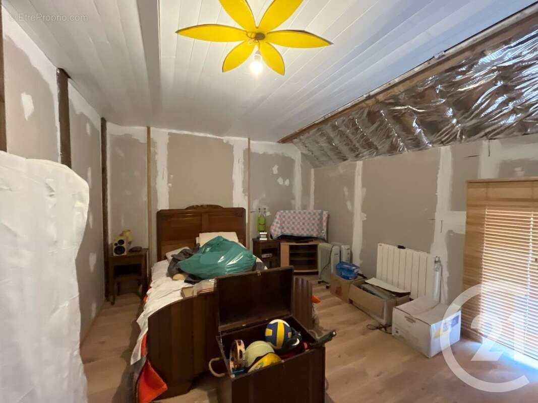 Maison 118 m² à Entrains-Sur-Nohain  - photo 11