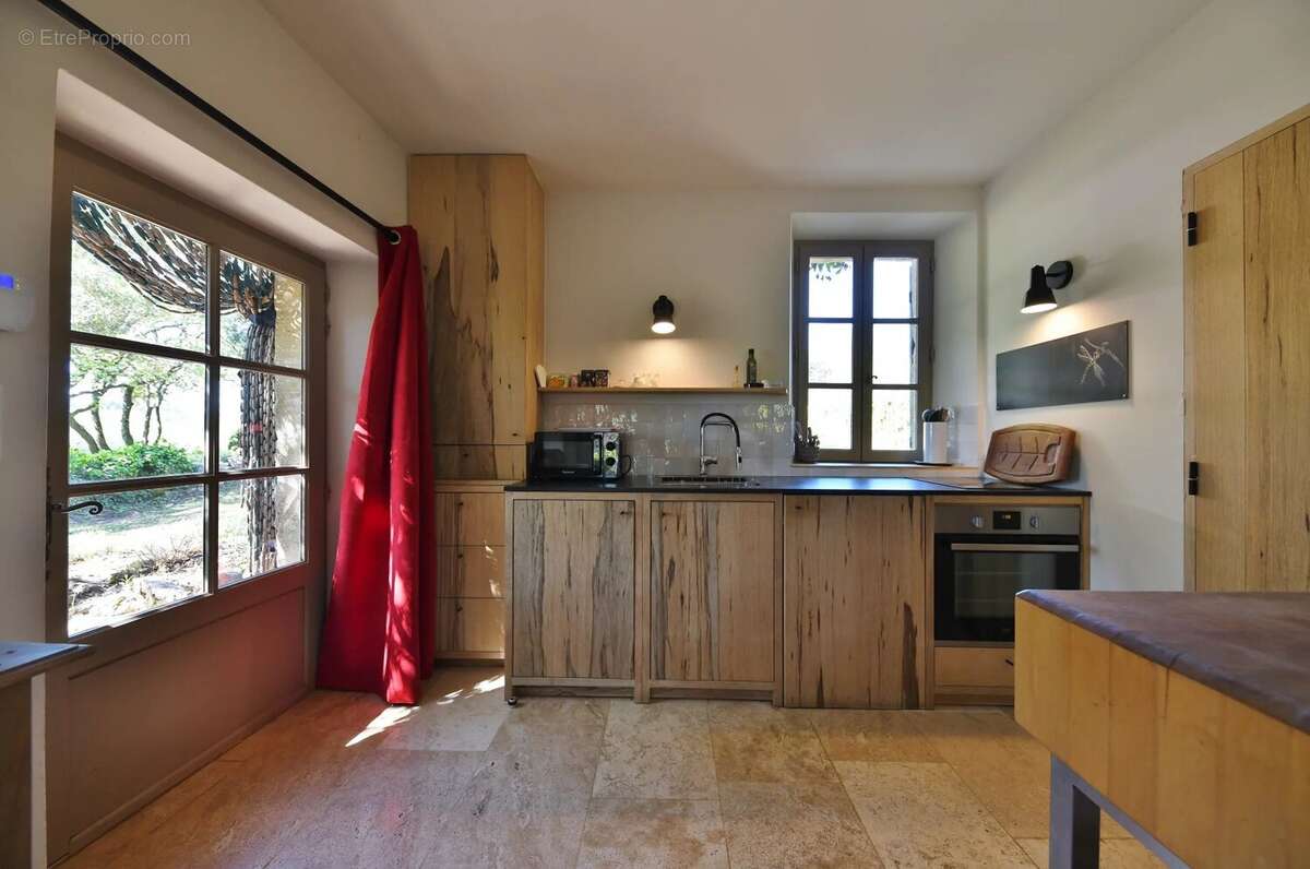 Maison à UZES