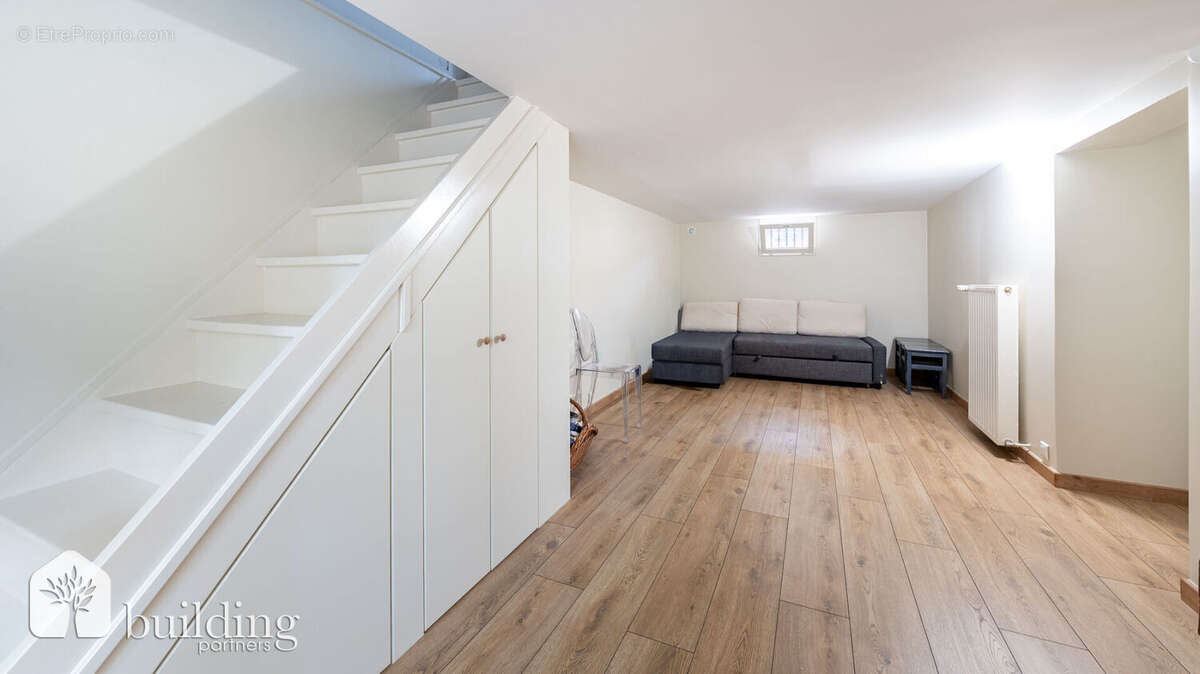 Courbevoie Marceau - Maison familiale 6 pièces de 164 m² sur une parcelle de 140 m² - photo 14