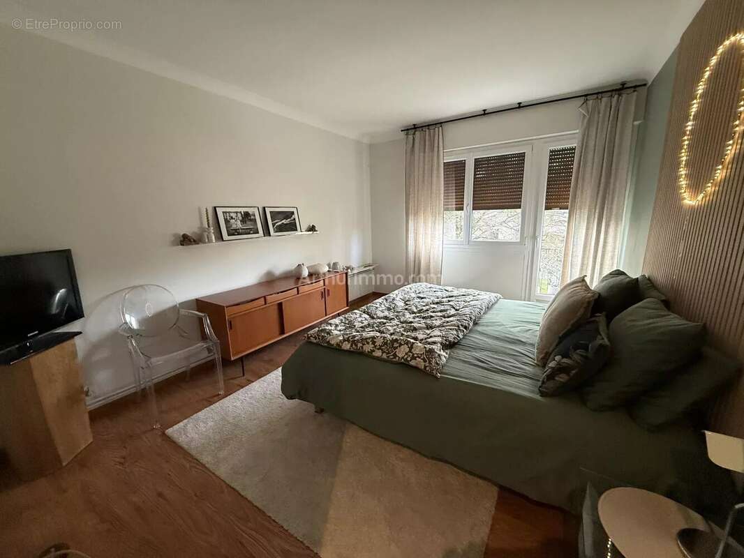 Appartement à ETIOLLES