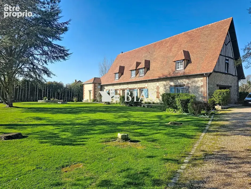 Maison 7 pièces 279 m² à vendre à Caumont (27310) - photo 1