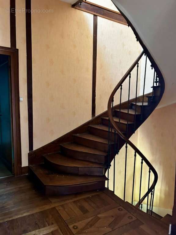 Maison de caractere coeur bazois  face au canal - toutes commodites - cour et dependances - - photo 16