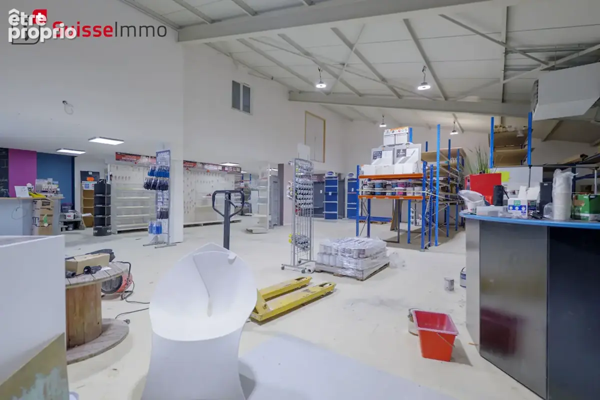 Local commercial Audincourt 485 m2 - photo 9