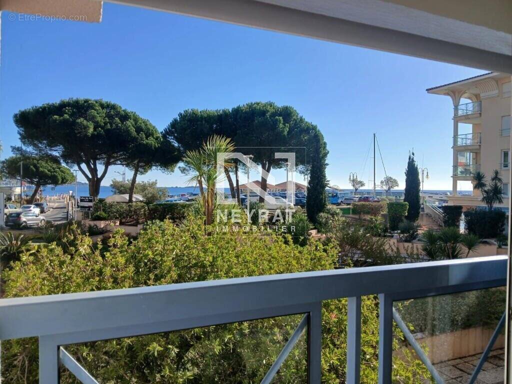 Appartement à FREJUS