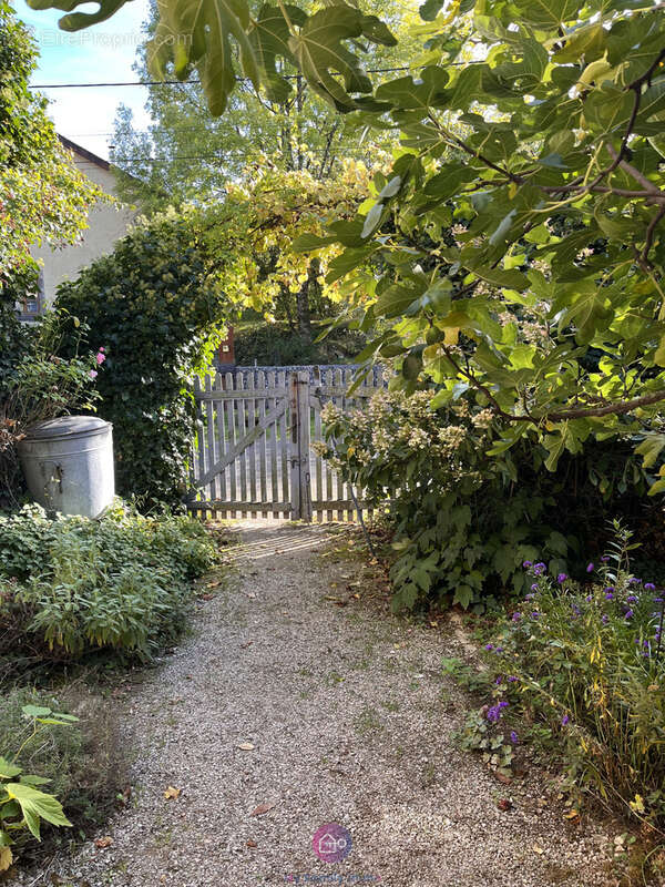 Maison à VILLERSEXEL