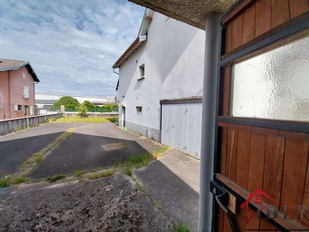 Maison à FOUGEROLLES
