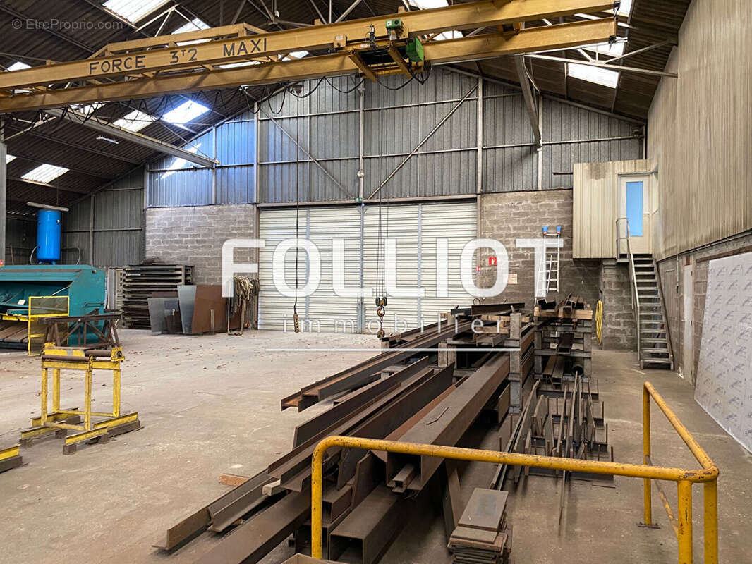 Commerce à SAINT-PIERRE-DE-COUTANCES