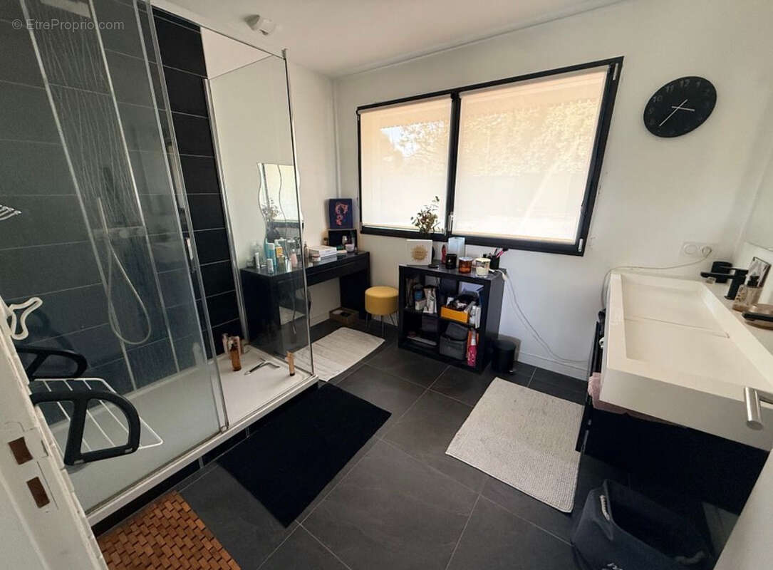 Maison à LE RELECQ-KERHUON