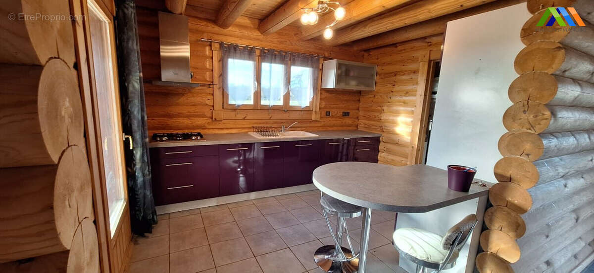 Maison 113 m² à Masseube  - photo 7