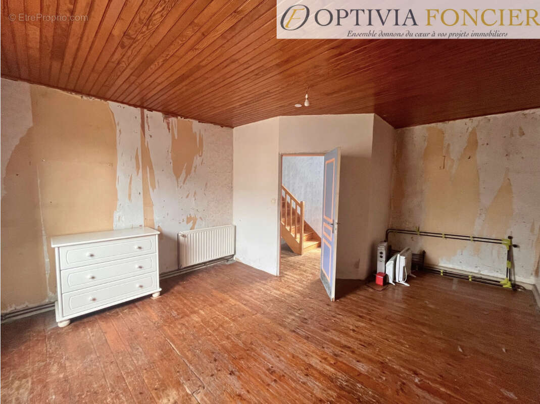 Exclusivite maison de bourg en pierre 128 m2 - photo 8
