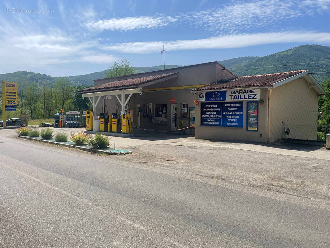 Appartement à SAINT-PIERRE-DE-RIVIERE