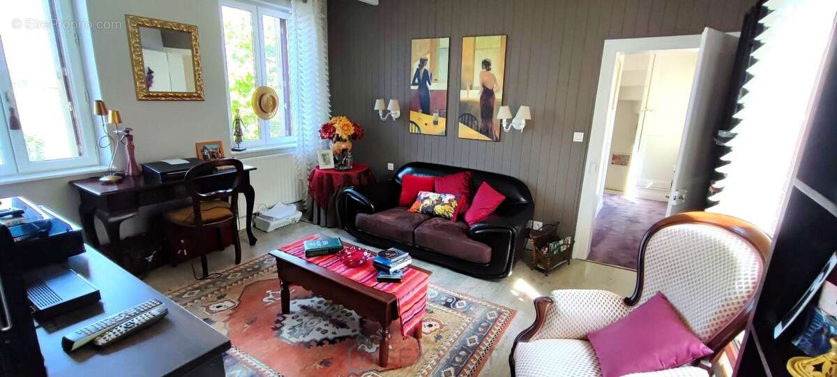 Maison à BOURG-ACHARD