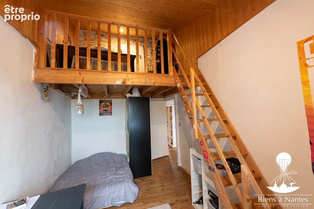 A VENDRE MAISON de VILLE 8 pièces Le Loroux Bottereau 182 m2 - photo 13