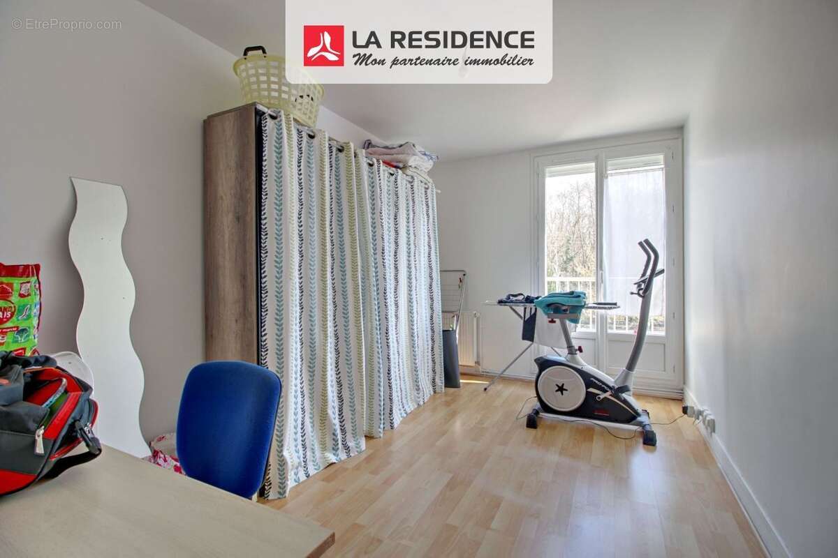 Appartement à SAINT-ETIENNE-DU-ROUVRAY