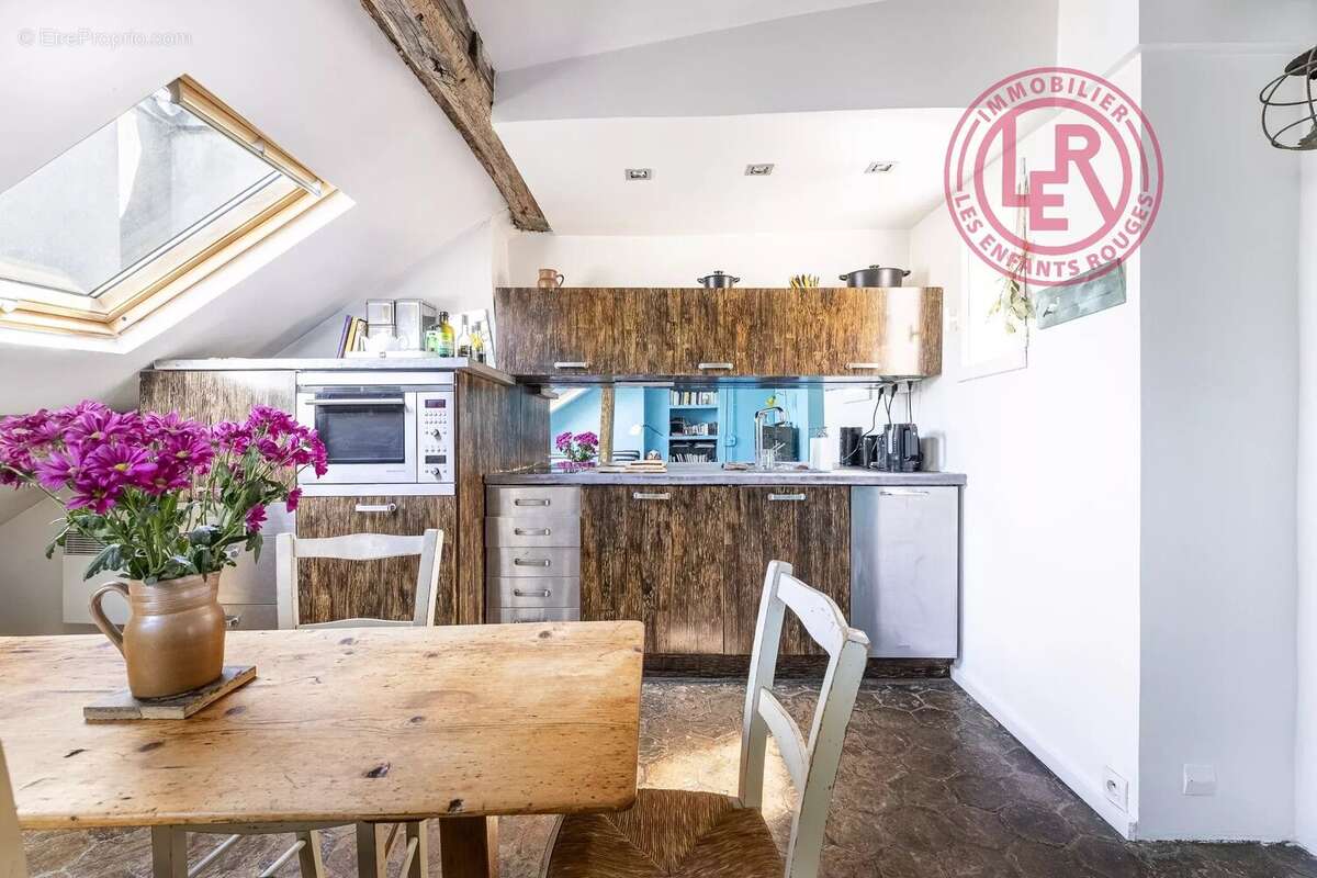 Appartement à PARIS-9E