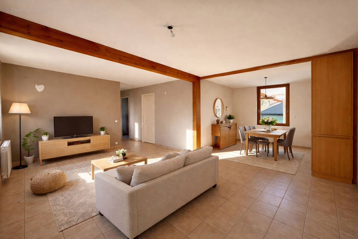 Appartement à THORENS-GLIERES