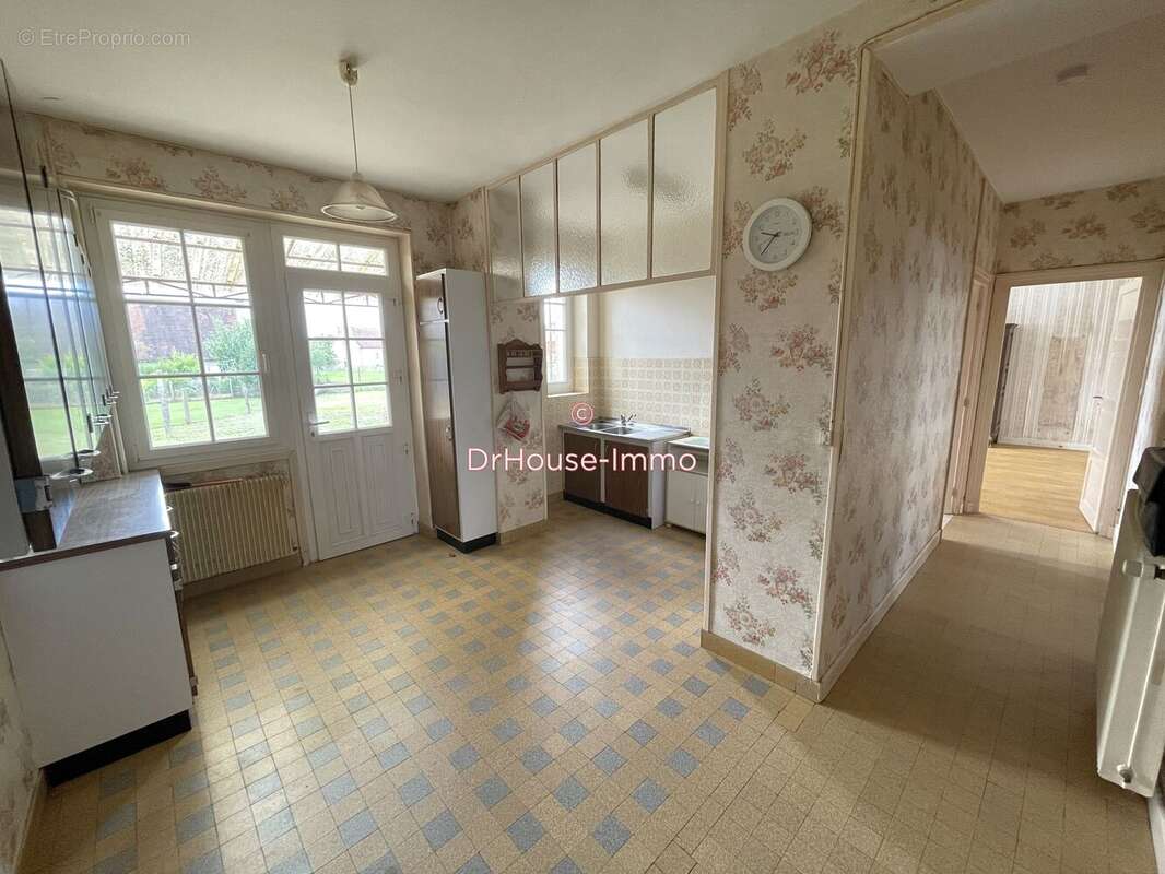 Maison à MARCHESEUIL