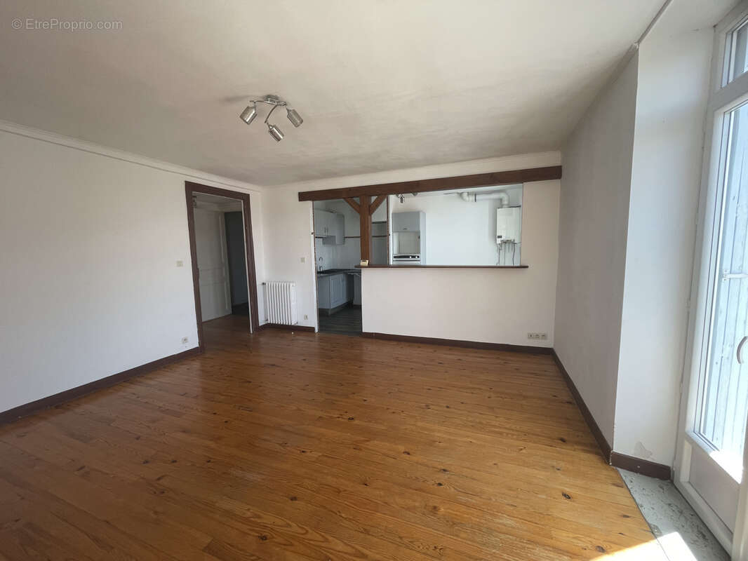 Appartement à SAINT-AFFRIQUE