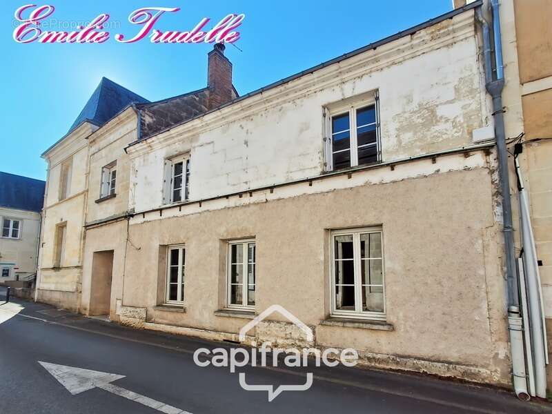 Maison à LA CHARTRE-SUR-LE-LOIR