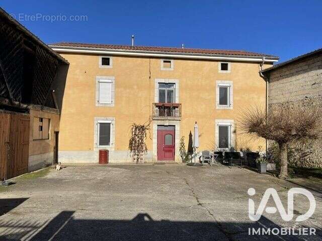 Maison 152 m² à Martres-De-Riviere  - photo 2