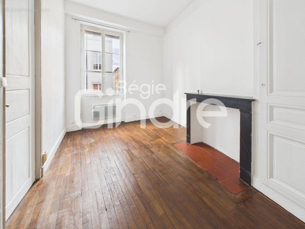Appartement à LYON-4E