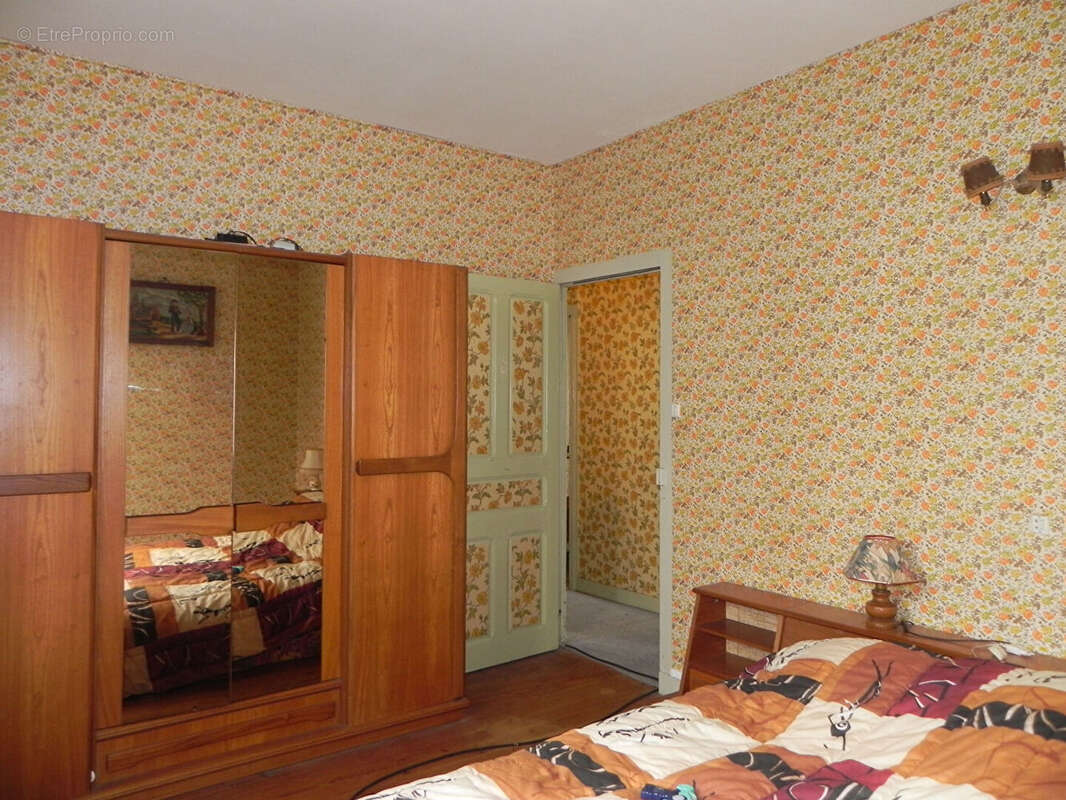 Maison à BRENNILIS