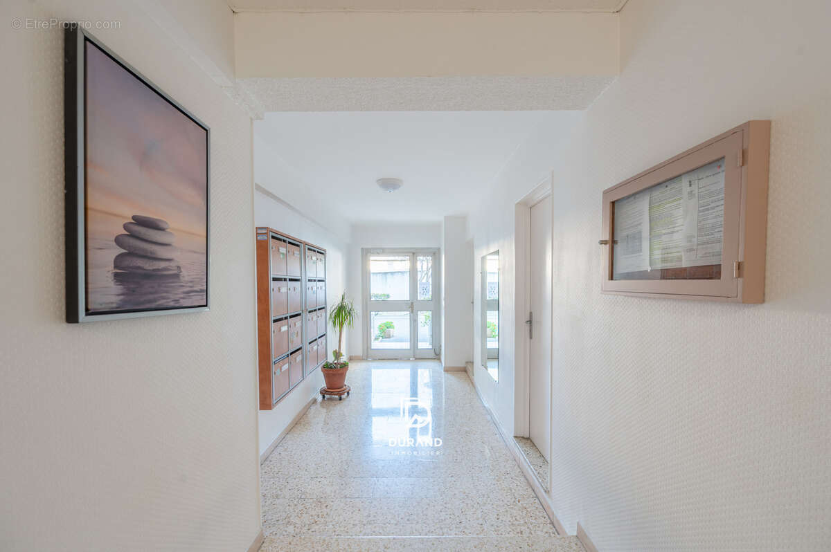 Appartement à MARSEILLE-8E