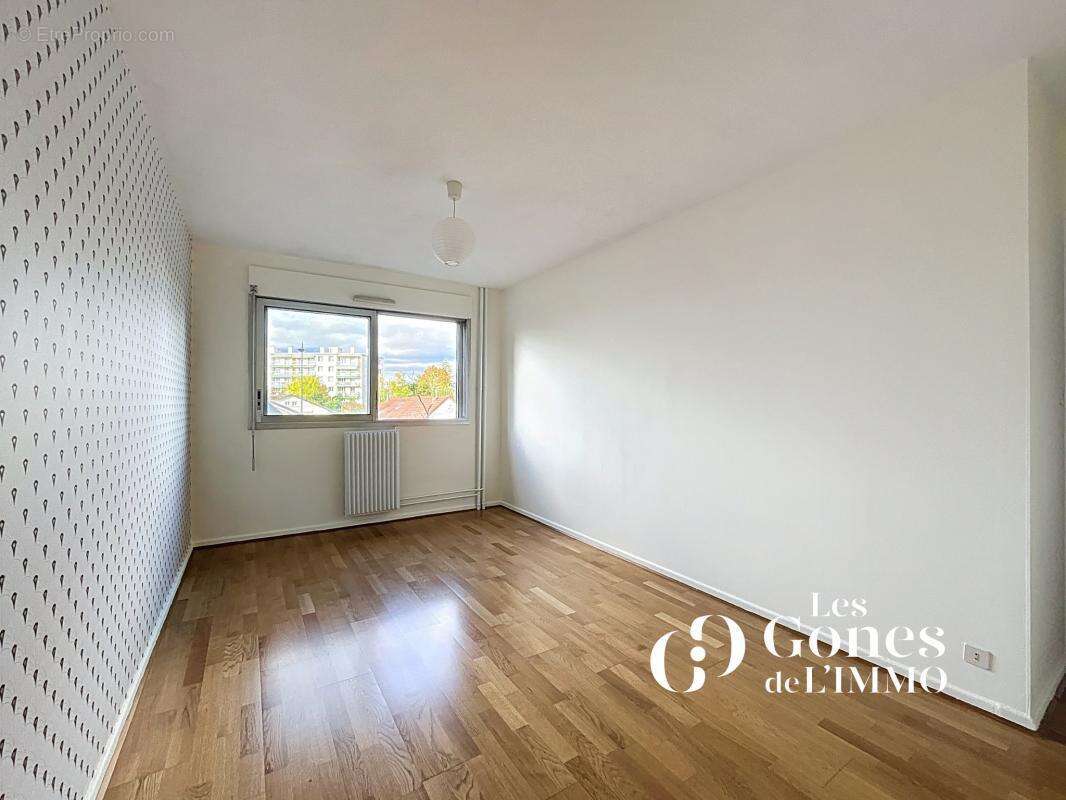 Appartement à LYON-9E