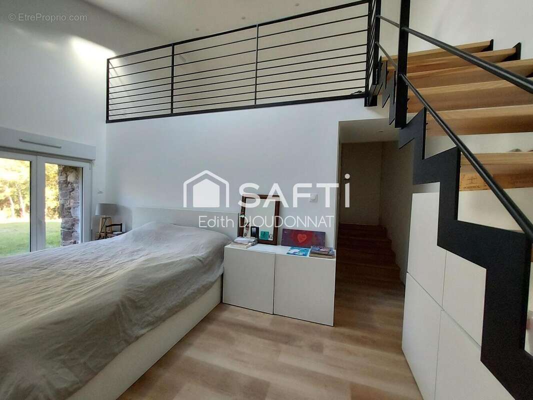 Photo 4 - Maison à MOUTIERS-LES-MAUXFAITS