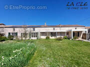 Maison à VILLIERS-EN-PLAINE