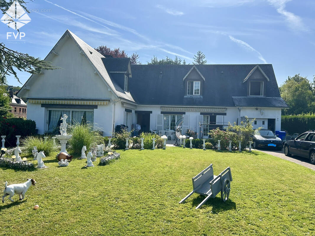 Maison à CANY-BARVILLE