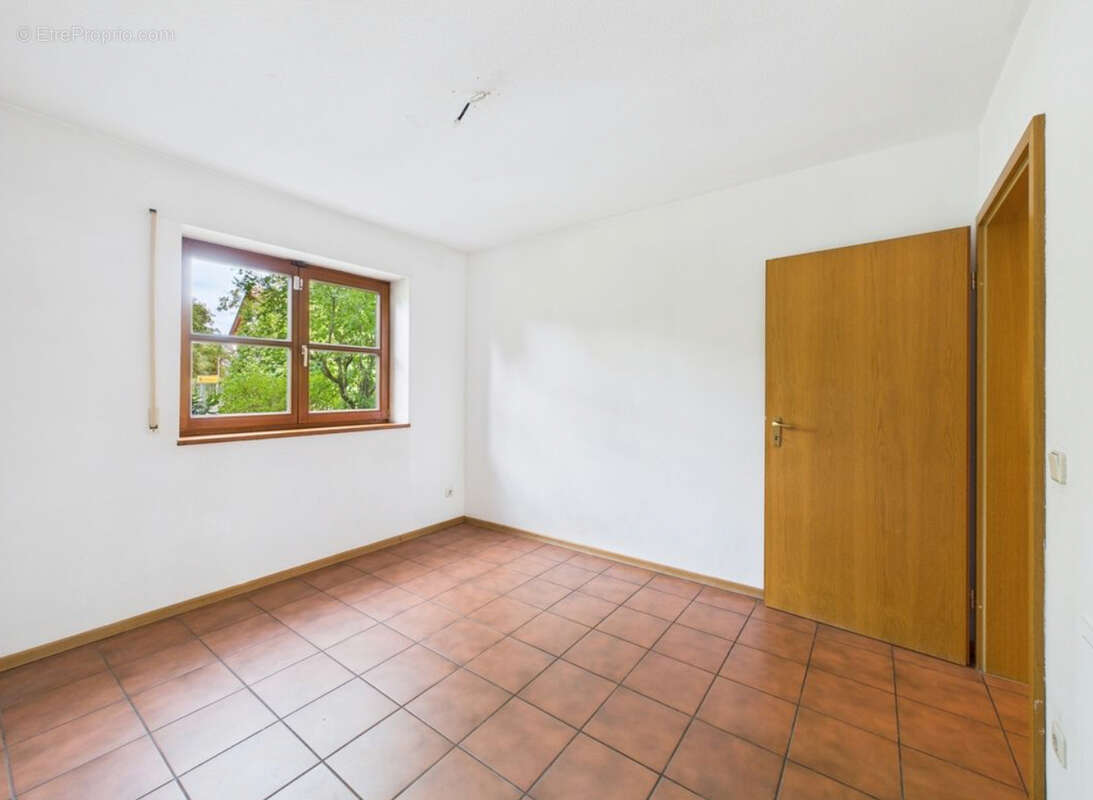Maison 92m² à nanterre - photo 3