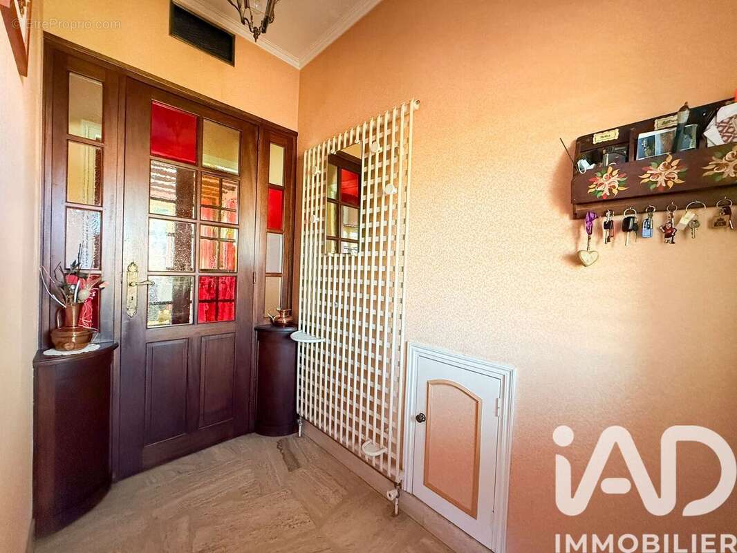 Maison 110 m² à Pinterville  - photo 2