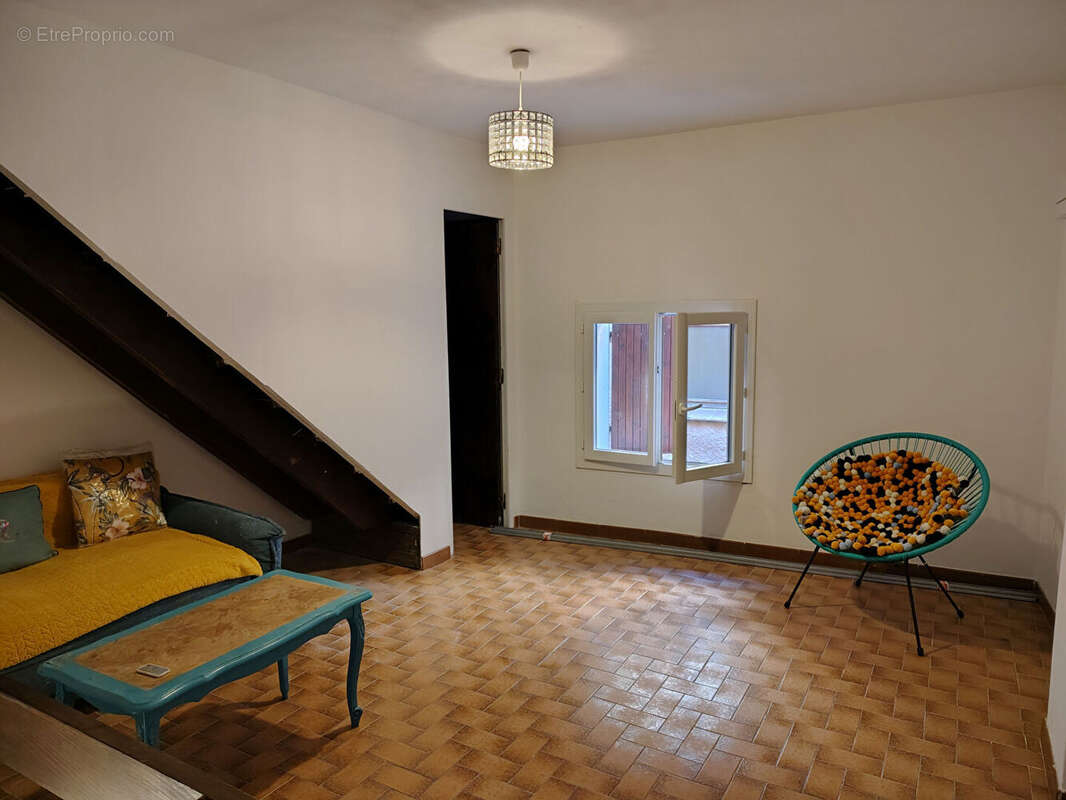 Maison à TAVERNES
