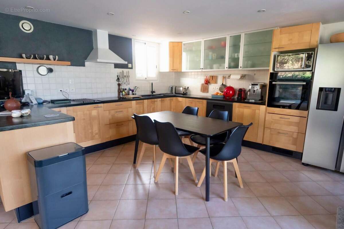 Maison 271 m² à Monsegur  - photo 8