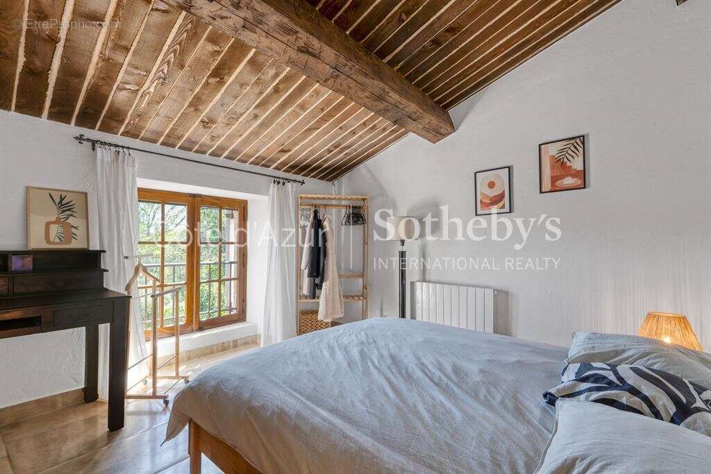 Mas provençal rénové en pierre avec piscine et jardin paysager, à 40 min de Cannes - photo 17