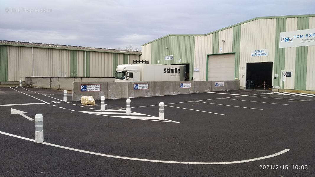 Commerce à APPOIGNY