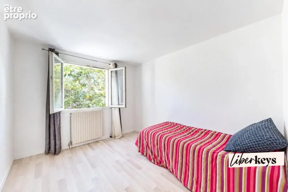 Maison familiale de 118 m² – 4 chambres – jardin – terrasse – garage - photo 5