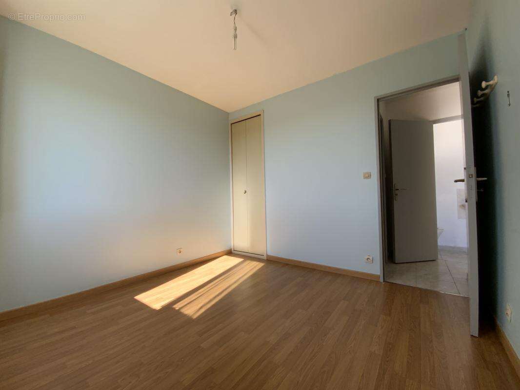 Maison à LE PALAIS-SUR-VIENNE