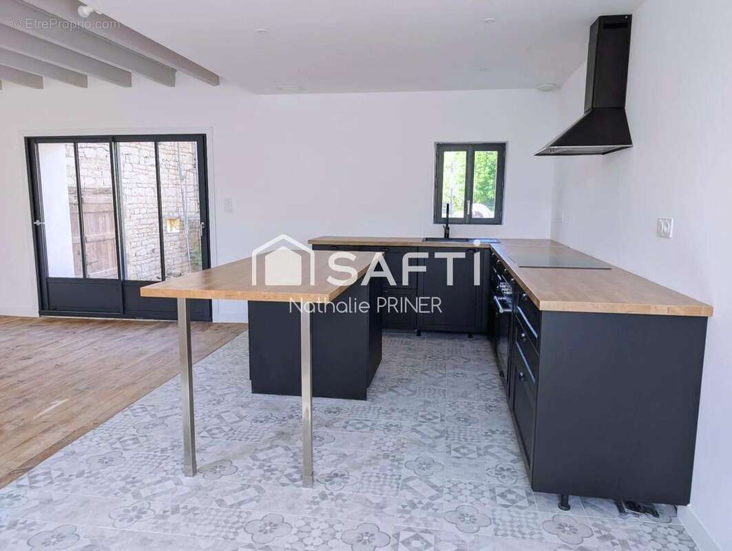 Maison 120 m² à La Rochenard  - photo 3
