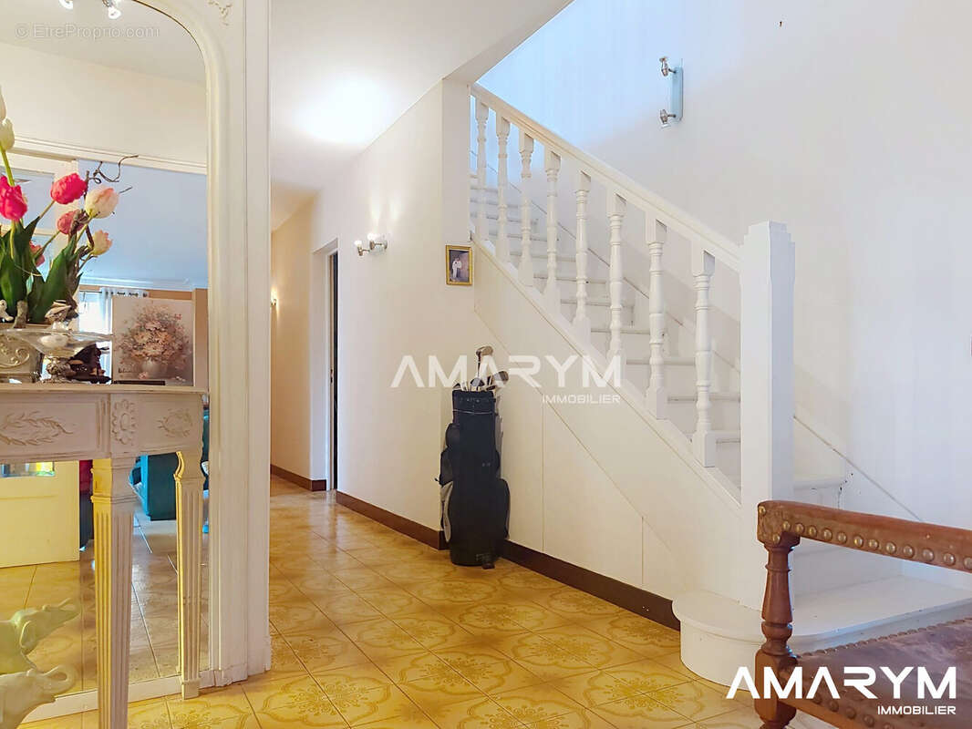 Maison 186 m² à Dargnies  - photo 3