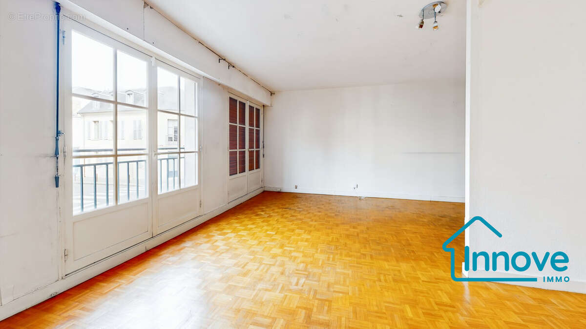 Appartement 59 m² à Versailles  - photo 8