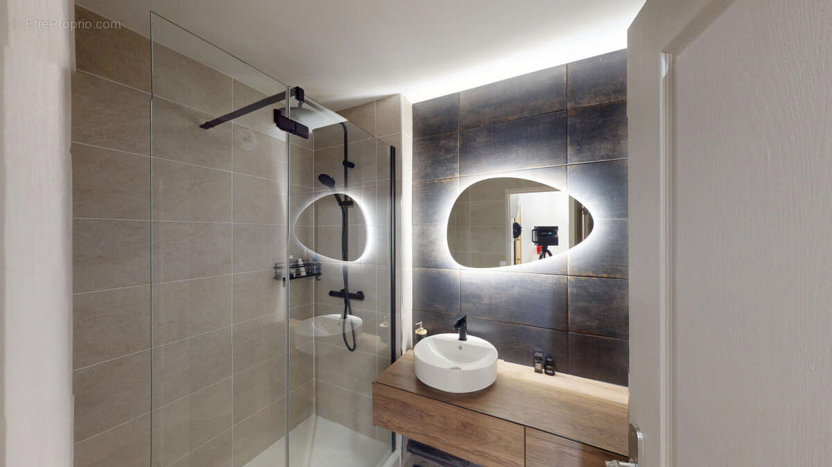 Appartement à SAINTE-FOY-LES-LYON