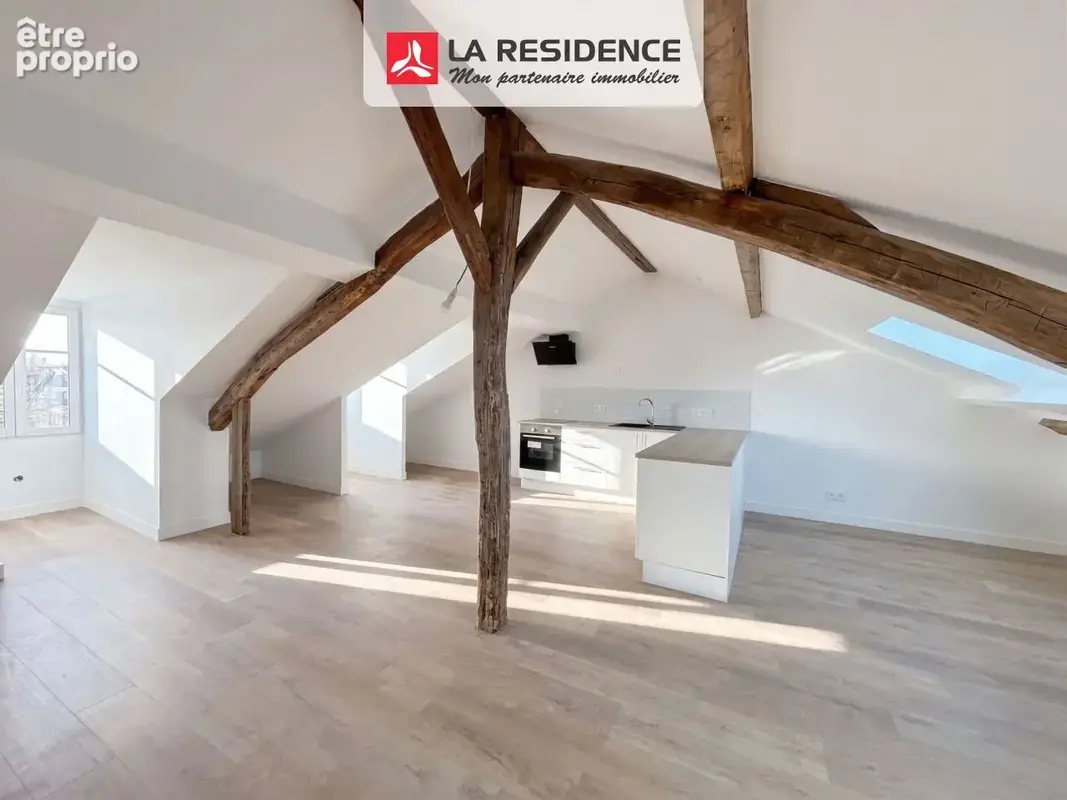Appartement 4 pièces 80 m² à vendre à Chatou (78400) - photo 2